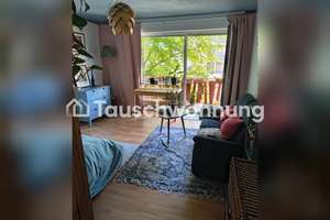 Tauschwohnung: Schöne zwei Zimmer Wohnung am Schloss