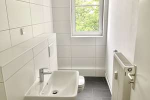 Zeit für was Neues: Gemütliche 3-Zimmer-Wohnung mit Gäste WC + Balkon! – Mehringstr. 16, 39114 Cracau, Magdeburg – Vorschaubild 9