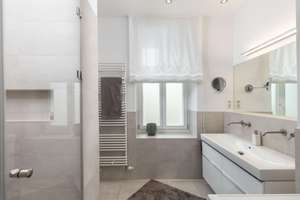 "Traumhaftes, freies Apartment mit Balkon und Einbauküche im Winsviertel" – Winsstraße 30, 10405 Prenzlauer Berg, Berlin – Vorschaubild 5