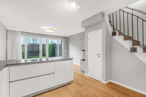 Townhouse mit Kamin & zwei Sonnenterrassen- stilvoll wohnen nahe Hamburg – Die vollständige Adresse der Immobilie erhältst du vom Anbieter., 22848 Norderstedt – Vorschaubild 4