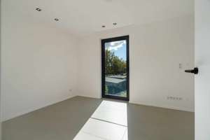 Property thumbnail 23