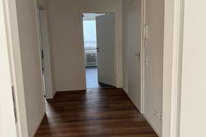 Sehr schöne und helle 3- Zimmer Wohnung, sehr gut als Studenten-WG geeignet – Schloßberg 21, 75175 Innenstadt, Pforzheim – Vorschaubild 9
