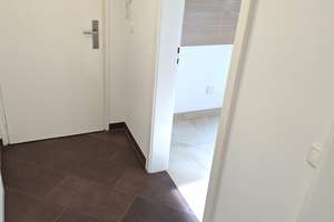 Hochwertig komplettsanierte 3-Zi. Erdgeschossterrassenwohnung in München, Fürstenried, am Waldrand – Kemptener Straße 54, 81475 Fürstenried-West, München – Vorschaubild 14
