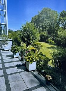 3-Zimmer-Erdgeschosswohnung, seniorengerecht mit Terrasse im Grünen, nur 650 m zum Meer