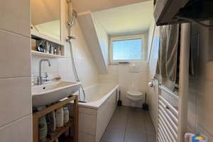 Großzügige 3-Zimmer-Dachgeschosswohnung mit Balkon und traumhaftem Grünblick in Köln – Die vollständige Adresse der Immobilie erhältst du vom Anbieter., 51067 Holweide, Köln – Vorschaubild 12
