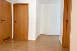 Schöne 3,5-Zi.-Whg. mit Balkon und TG-Stellplatz direkt am Fürther Stadtwald – 90768 Oberfürberg, Eschenau, Fürth – Vorschaubild 8