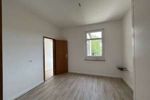 Frisch modernisierte 2,5-Zimmer-Wohnung mit großzügigem Grundriss in Bremerhaven-Wulsdorf – Grodenstraße 6, 27572 Fischereihafen, Bremerhaven – Vorschaubild 11