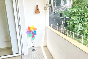 Süd-Balkon, Aufzug, Badewanne - modernisiert, barrierefrei und bezugsfertig – Die vollständige Adresse der Immobilie erhältst du vom Anbieter., 40479 Pempelfort, Düsseldorf – Vorschaubild 2