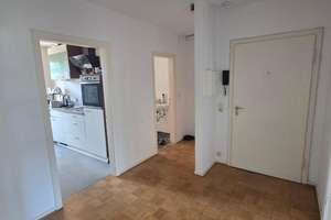 Schöne 3-Zimmer-Wohnung mit Balkon und Einbauküche