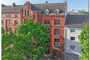 - Wo Geschichte wohnt - „Klassische Schönheit der Jahrhundertwende" – Die vollständige Adresse der Immobilie erhältst du vom Anbieter., 34117 Nord (Holland), Kassel – Vorschaubild 2