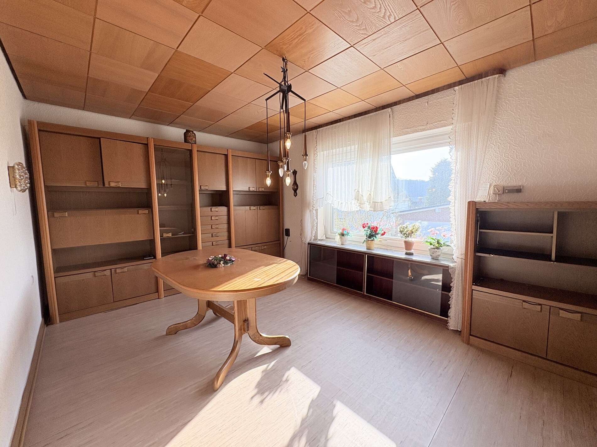 Immobilie in Fronhausen - Vielseitig nutzbar: Ein- bis Zweifamilienhaus mit großem Garten in Oberwalgern - Bild 10