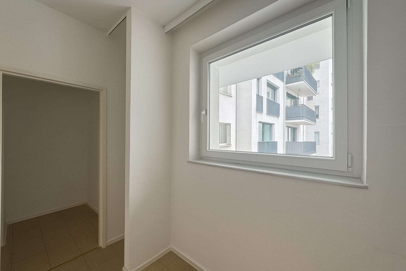 Investieren mit Perspektive: Vermietete Eigentumswohnung in begehrter Lage mit Entwicklungschance, Berlin – Bild 2