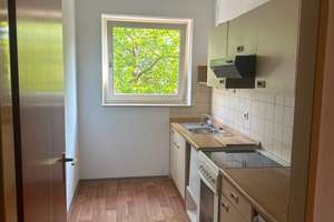 2-Zimmer-Wohnung mit Balkon und Einbauküche – Max-Kuhlemann-Straße 29, 30559 Misburg-Süd, Hannover – Vorschaubild 2