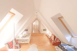 KA-Durlach / außergewöhnliche DG-Maisonette-Whg mit Süd-Loggia, 5 Zimmer und optional zwei TG-Plätze – Die vollständige Adresse der Immobilie erhältst du vom Anbieter., 76227 Durlach, Karlsruhe – Vorschaubild 10