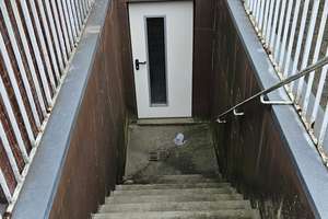 Viel Platz für den Alltag in diesem sanierungsbedürftigen Haus in Oberhausen – 46119 Heide, Oberhausen – Vorschaubild 20