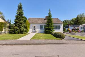 Freistehendes Einfamilienhaus mit 903 m² Grundstück in Aachen-Verlautenheide!