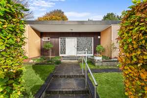 Architektenbungalow auf großzügigem Grundstück in Toplage in Wellingsbüttel – Die vollständige Adresse der Immobilie erhältst du vom Anbieter., 22391 Wellingsbüttel, Hamburg – Vorschaubild 20