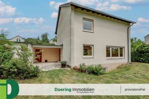 Einfamilienhaus mit Garten, Terrasse und Garage in Bonn-Niederholtorf
