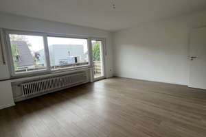 +++ Top sanierte 2 Zi. Whg. mit Balkon, komplett renoviert, Tageslichtbad, u.v. mehr +++ – Beethovenstraße 250, 42655 Ohligs/Aufderhöhe/Merscheid, Solingen – Vorschaubild 2