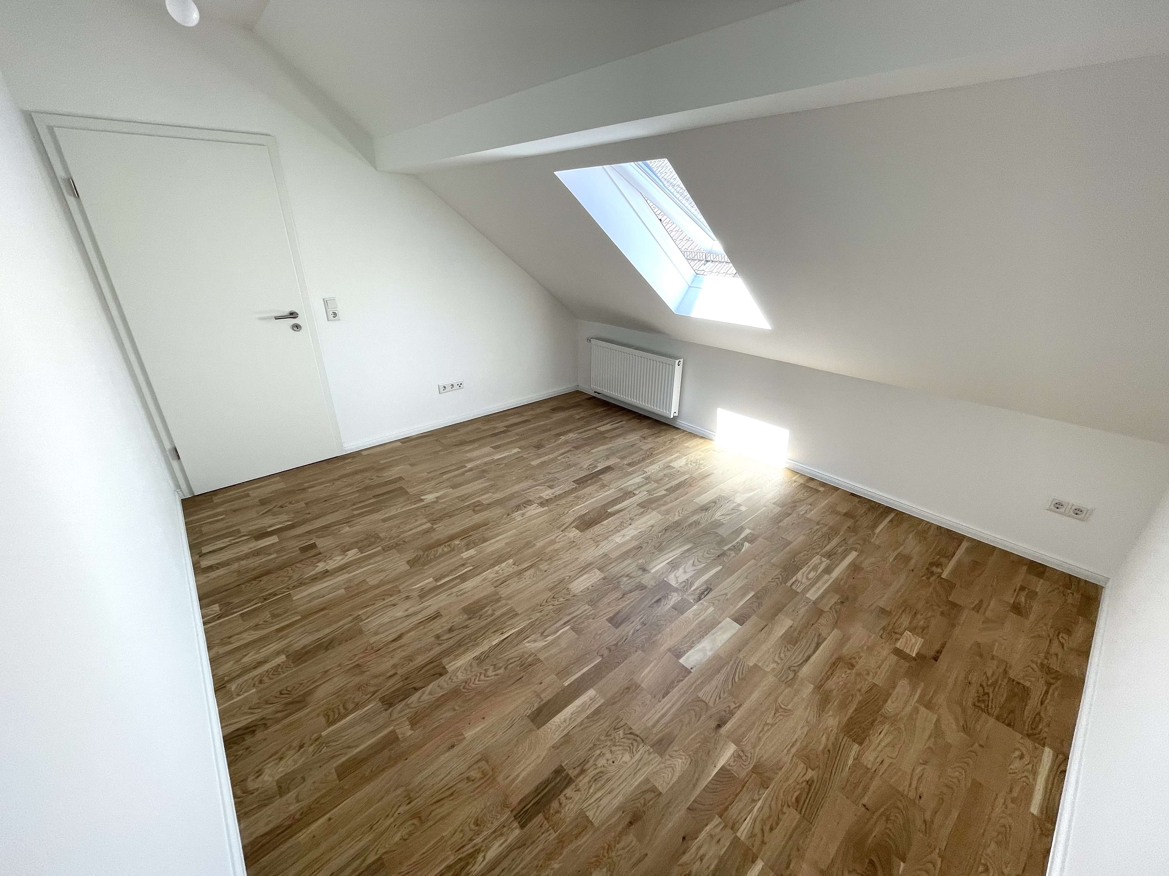 Immobilie in Regenstauf - Saniertes und sehr großes EFH im Zentrum von Regenstauf - Bild 7