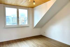 sehr schöne Dachgeschosswohnung (3.OG, ohne Aufzug)  mit 5 Zimmern und großzügigem Balkon - im Herze – 68309 Käfertal, Mannheim – Vorschaubild 23
