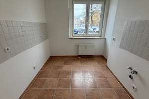 TOP Wohnlage mit Süd-Balkon am Wohnzi. !! – Sachsenring 41, 9127 Gablenz, Chemnitz – Vorschaubild 5