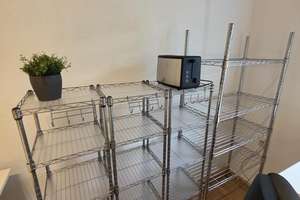 Voll MÖBLIERTes 2-Zi.-WohlfühlApartment: Exklusives Bad, EBK & Gemeinschaftsgarten, Nähe Klinikum – Defreggerstr. 13, 45147 Holsterhausen, Essen – Vorschaubild 10