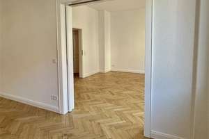 Renovierte 3-Zimmer Wohnung mit Loggia