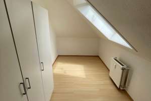 2-Zimmer DG -Wohnung im Stadtzentrum  – Nordfelder Reihe 27, 30159 Mitte (Ortsteil), Hannover – Vorschaubild 1