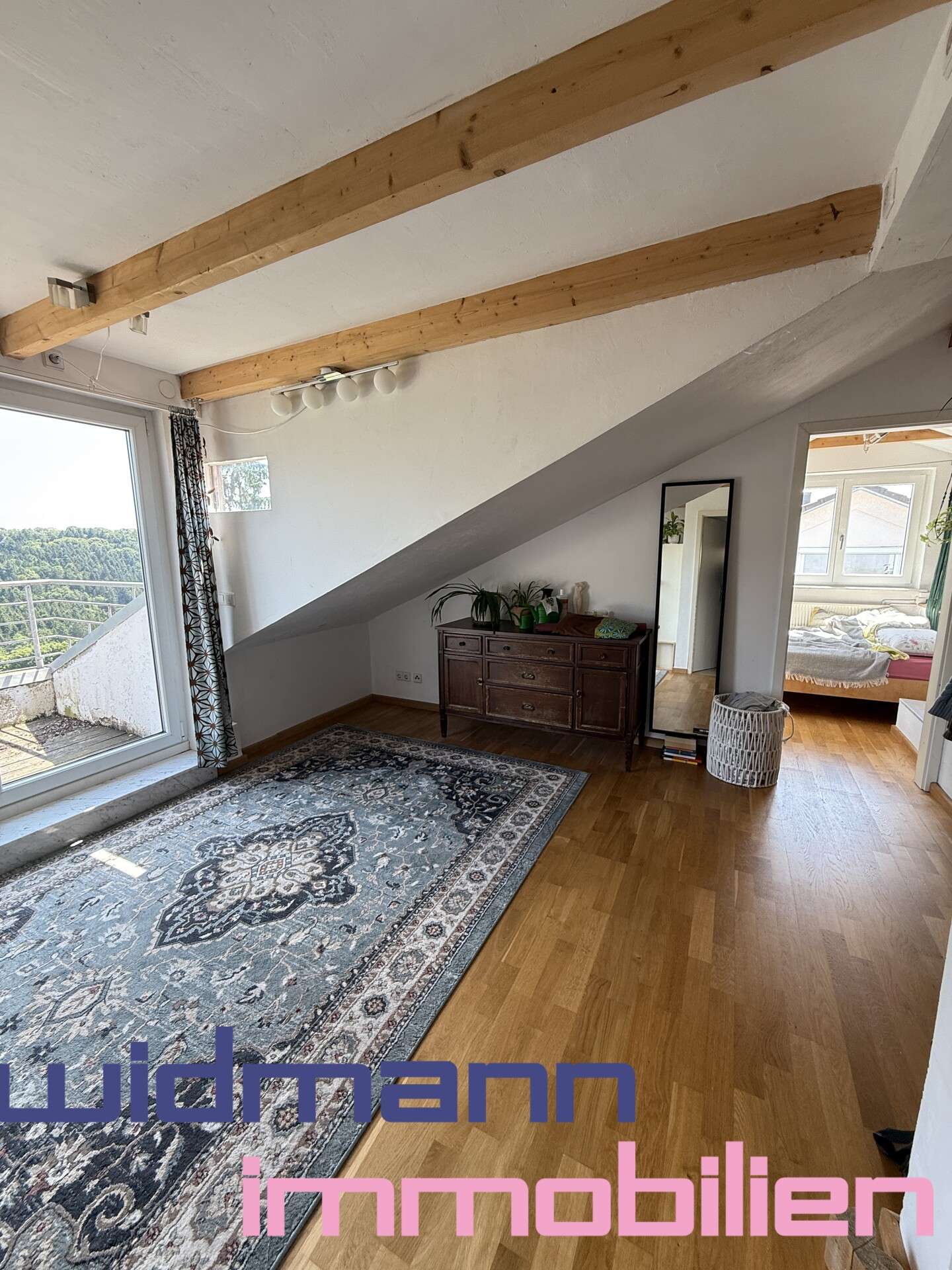 Immobilie in Schwäbisch Gmünd - Ihr zukünftiges Familienidyll mit Potenzial – charmantes Haus in wunderschöner Lage - Bild 12