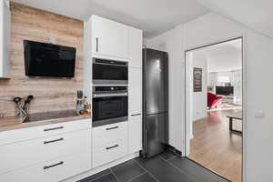 Großzügiges Wohnerlebnis: Modernisierte DG-Maisonette mit perfekter Sonnen-Ausrichtung! – Die vollständige Adresse der Immobilie erhältst du vom Anbieter., 22043 Marienthal, Hamburg – Vorschaubild 7