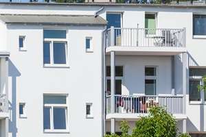 2 Mehrfamilienhäuser (Villen)