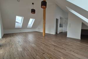 Penthouse 4,5 Zimmer mit Option für Einliegerwohnung (Vermietung / Kinder / Pflege) – Heimgartenstraße 11, 82110 Germering – Vorschaubild 8