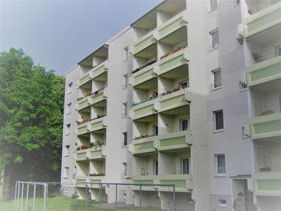 Sonnige 2,5RaumWE am Stadtpark, mit Einbauküche.
