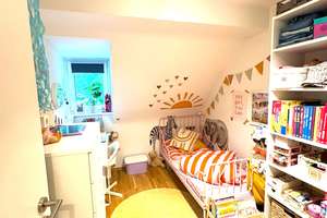 Stilvolle 3-Zimmer-Wohnung | 3-Parteien-Haus | ruhige Sackgasse | Südwest-Dachterrasse – Die vollständige Adresse der Immobilie erhältst du vom Anbieter., 40549 Oberkassel, Düsseldorf – Vorschaubild 13