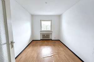 Viel Raum für Ihre Ideen: Helle 4-Zimmer-Wohnung mit sofortigem Einzug in Leverkusen-Opladen – Die vollständige Adresse der Immobilie erhältst du vom Anbieter., 51379 Opladen, Leverkusen – Vorschaubild 16