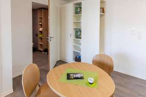 Möblierte Suiten  im "CAMPUS VILLAGE Neu-Ulm" - nur für 1 Person – Von-Hünefeld-Straße 28-43, 89231 Neu-Ulm – Vorschaubild 4