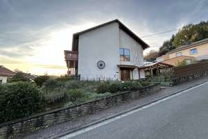 Zwei- bis Dreifamilienhaus mit Garten und Garage – Die vollständige Adresse der Immobilie erhältst du vom Anbieter., 66894 Lambsborn – Vorschaubild 13