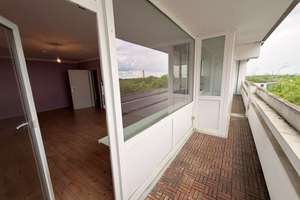 Hier können Sie Ihre Wohnideen verwirklichen - 3-Zimmer Wohnung mit Balkon! – Angerburger Allee 53, 14055 Westend, Berlin – Vorschaubild 4