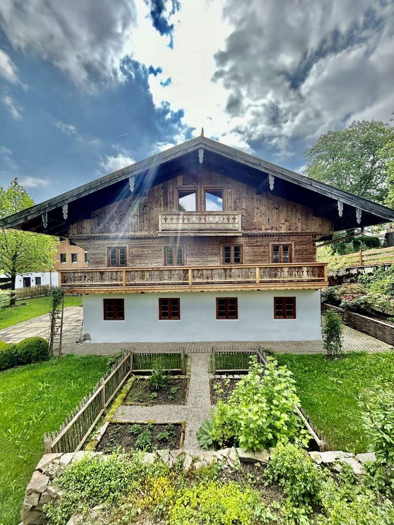 Immobilie in Dietramszell - Leben und Arbeiten , Luxus-Bauernhaus in Linden bei Dietramszell - Bild 0