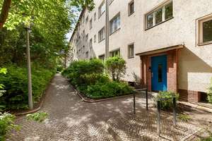 Gepflegte 2-Zimmer-Wohnung mit Loggia in Berlin-Zehlendorf