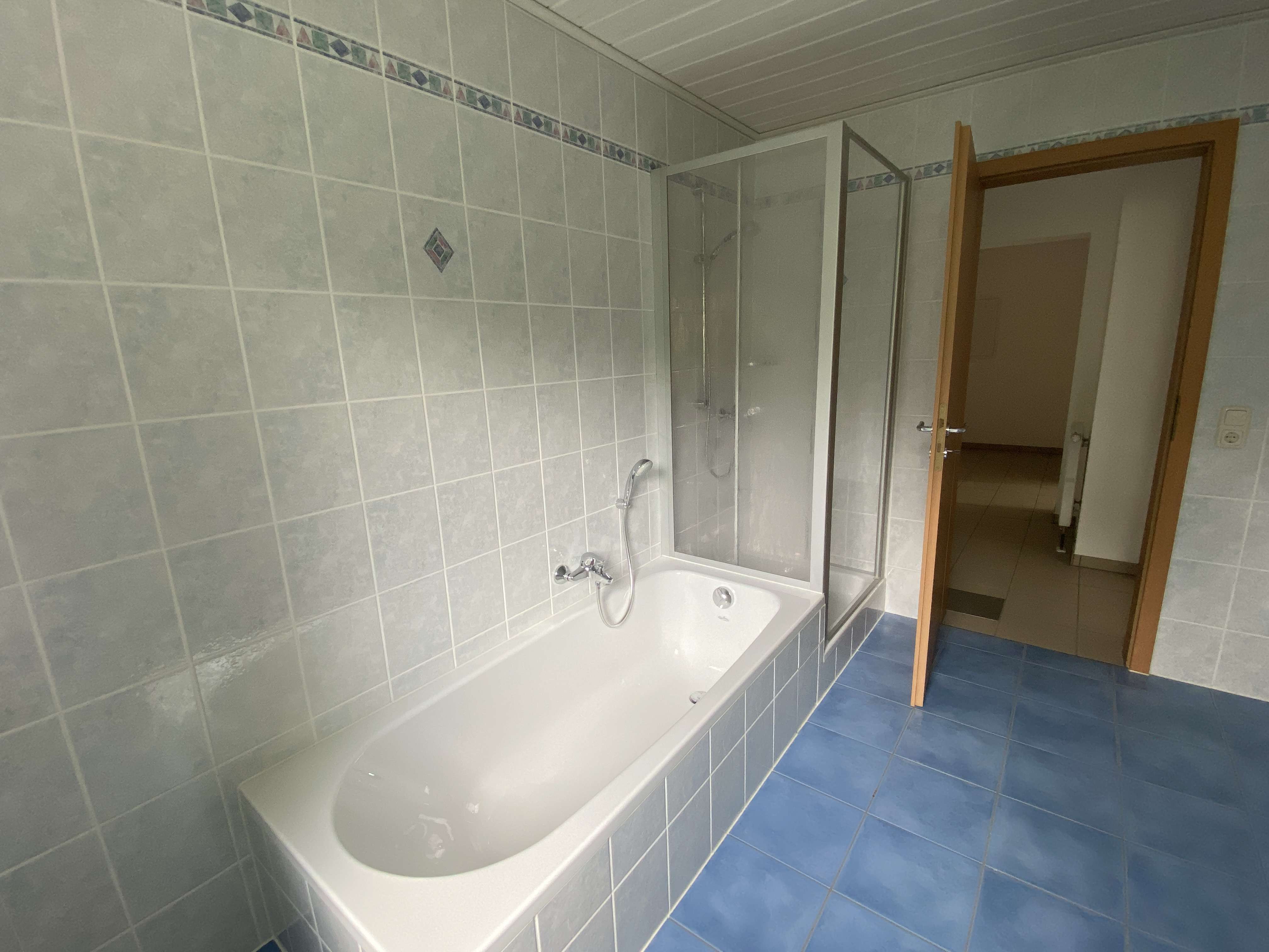 Immobilie in Eggolsheim - Gepflegtes Mehrfamilienhaus mit Ausblick in ruhiger Hanglage – - Bild 13