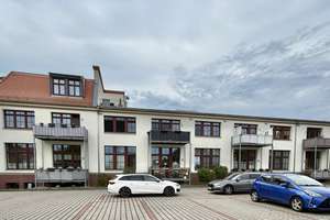 Markante 2,5-Zimmer-Wohnung mit Balkon, Einbauküche und Stellplatz in ruhiger Lage – Sportplatzstraße 1b, 1259 Niedersedlitz, Dresden – Vorschaubild 10