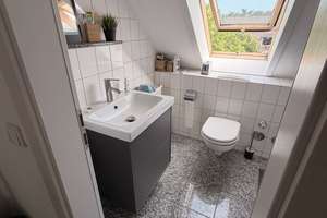 Stilvolle Maisonette-Dachgeschosswohnung mit großer Terrasse und Tiefgarage in Düsseldorf-Angermund – Lintorfer Waldstr. 6, 40489 Angermund, Düsseldorf – Vorschaubild 17