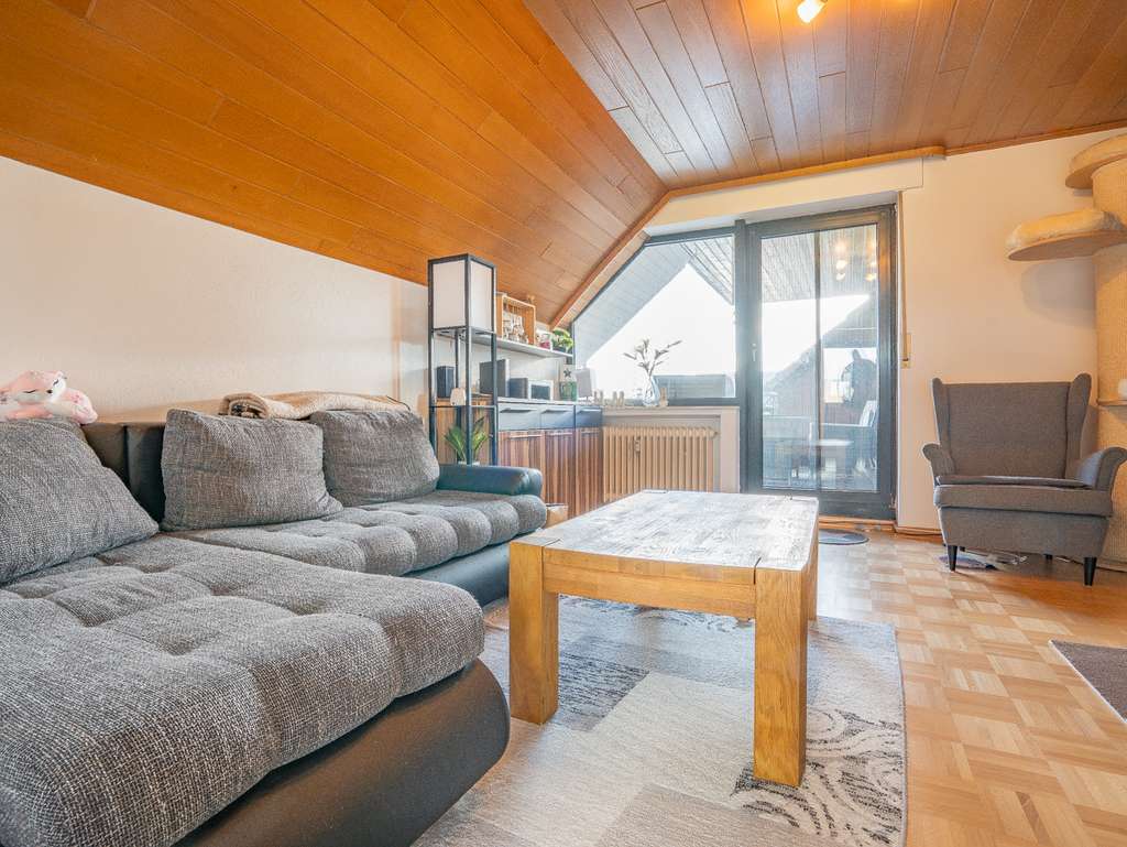 Immobilie in Bad Rothenfelde - Charmante Dachgeschosswohnung mit Loggia & Stellplatz in Bad Rothenfelde - Bild 2