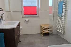 Neuwertige ruhige barrierefreie 3 Zimmer Niedrig-Energie-Wohnung mit Balkon, Carport, Fahrstuhl – Die vollständige Adresse der Immobilie erhältst du vom Anbieter., 21077 Eißendorf, Hamburg – Vorschaubild 7