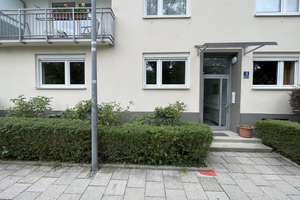 freie 3-Zimmer-Hochparterre-Wohnung in Ober-Giesing mit sehr schönem Grundriss – Heimgartenstr. 4, 81539 Obergiesing, München – Vorschaubild 4