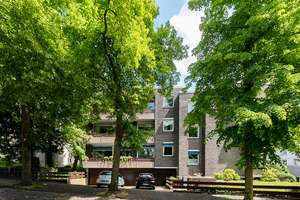 Zeitlos. Gross. Grün. Repräsentative Eigentumswohnung mit Einzelgarage, Duisburg-Kaiserberg – Die vollständige Adresse der Immobilie erhältst du vom Anbieter., 47058 Duissern, Duisburg – Vorschaubild 22