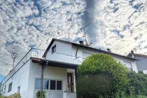 Wohnen mit Weitblick – Großzügiges Zweifamilienhaus mit Gartenparadies in Fürstenzell – Irsham 85, 94081 Passau (Kreis) – Vorschaubild 2