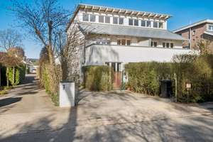 Stilvolle Maisonettewohnung in ruhiger Bestlage – lichtdurchflutet, modern und sofort bezugsbereit – Die vollständige Adresse der Immobilie erhältst du vom Anbieter., 22589 Sülldorf, Hamburg – Vorschaubild 3
